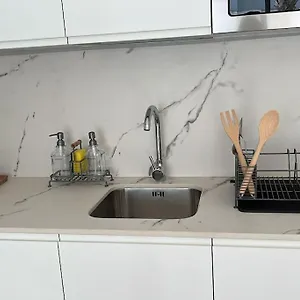https://apartamento-al-lado-de-la-playa-de-las-canteras.in-canary-islands.com