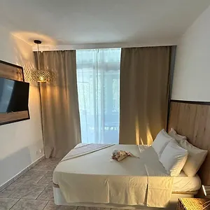 https://hand-made-suite.tenerifehoteles.net