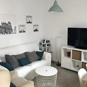 https://apartamento-gran-teatro-falla-la-caleta.hotelsincadiz.net